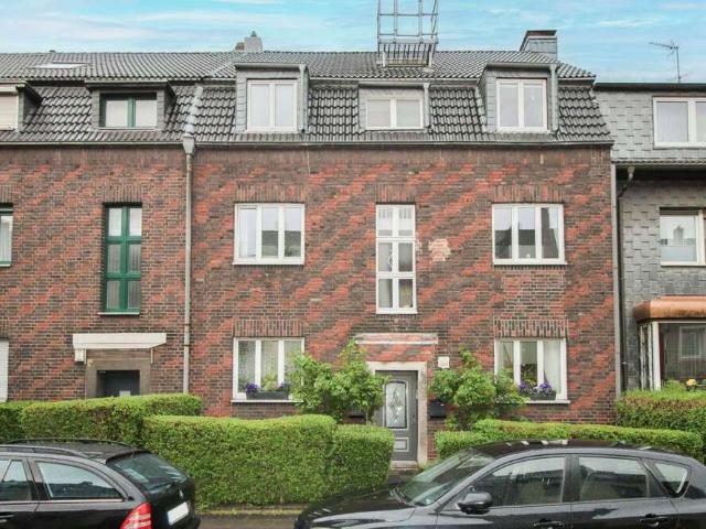 Haus kaufen in Mittelmeiderich, Duisburg