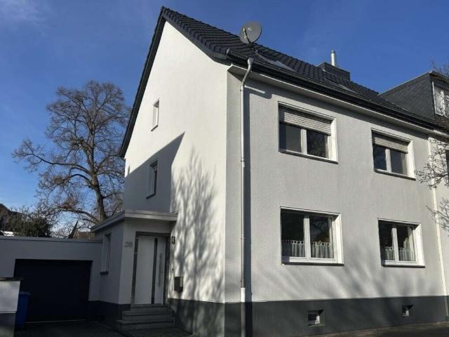 Haus kaufen in Distelrath, Düren