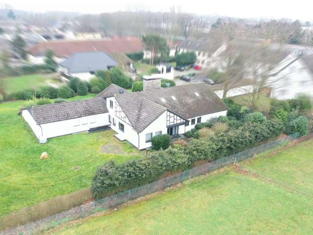 Haus kaufen in Hoven, Düren