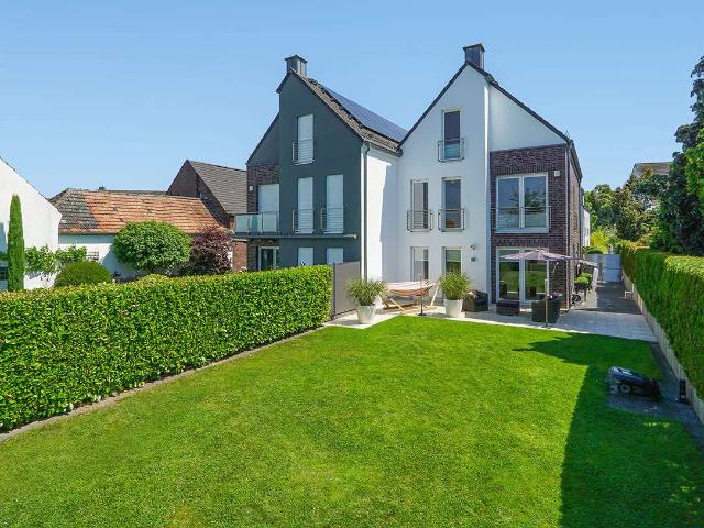 Haus kaufen in Benrath, Düsseldorf
