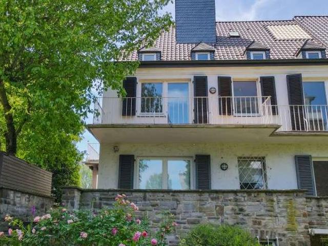 Haus kaufen in Stadtbezirk 4, Düsseldorf