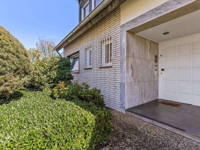 Haus kaufen in Niederkassel, Düsseldorf