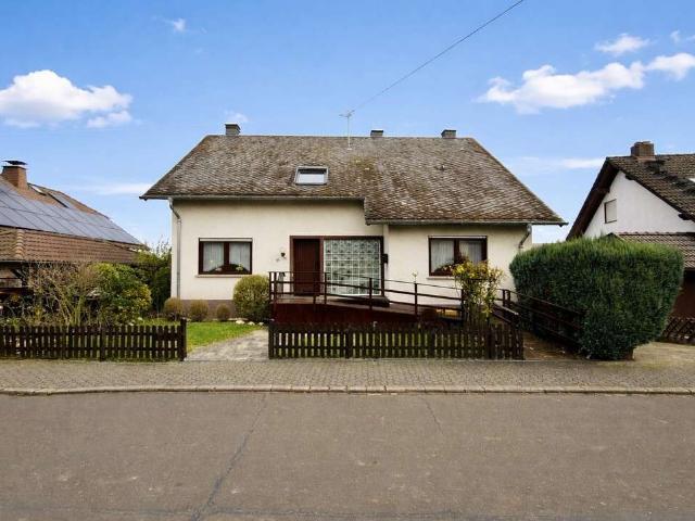 Haus kaufen in Ellenz-Poltersdorf, Rheinland-Pfalz