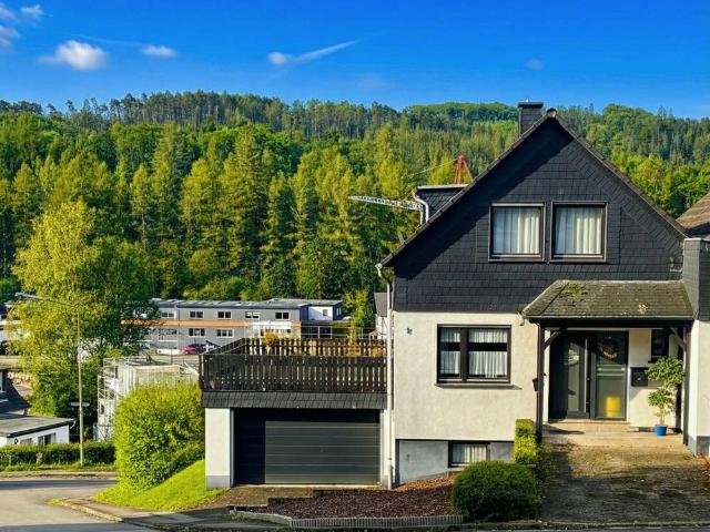 Haus kaufen in Rommersberg, Engelskirchen