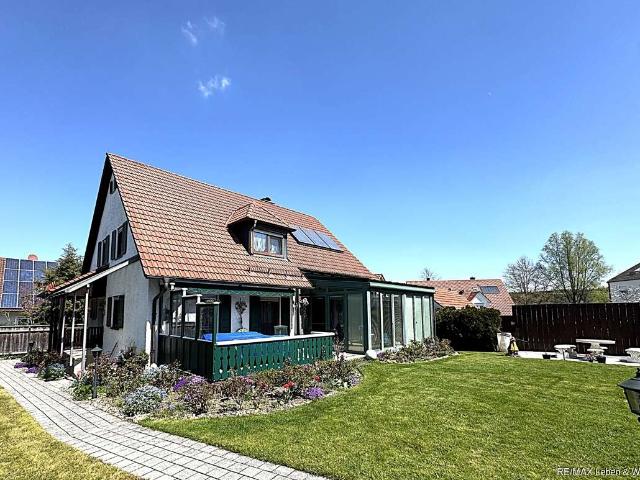 Haus kaufen in Kleinberghofen, Erdweg