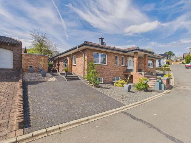 Haus kaufen in Esch, Rheinland-Pfalz