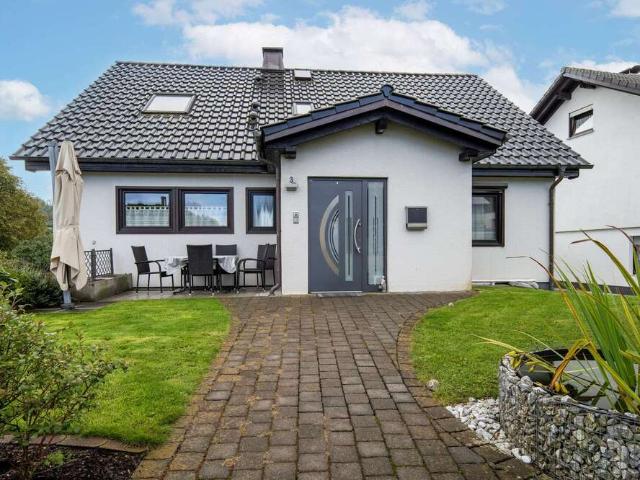 Haus kaufen in Finnentrop, Nordrhein-Westfalen