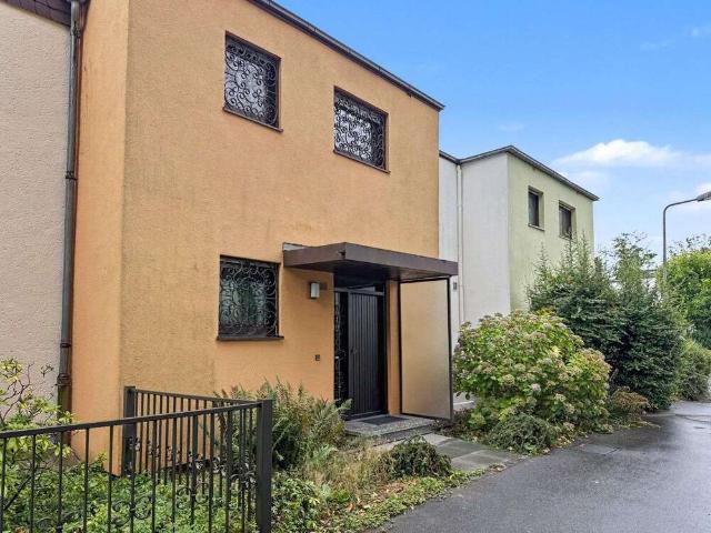 Haus kaufen in Niederursel, Sachsenhausen