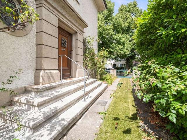 Haus kaufen in Brühl, Freiburg