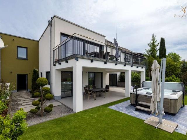 Haus kaufen in Helmstadt, Bayern