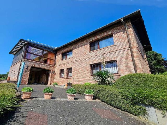 Haus kaufen in Warth, Hennef