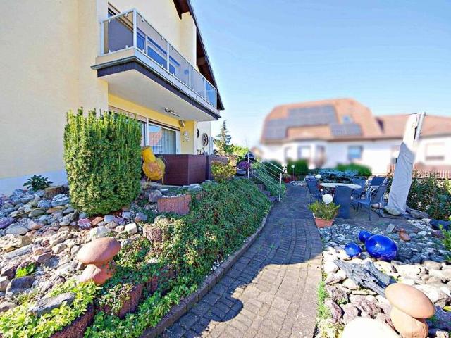 Haus kaufen in Warth, Hennef