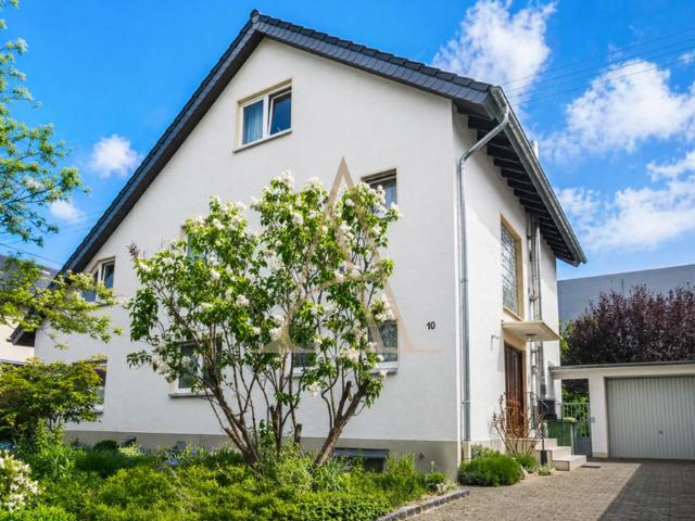 Haus kaufen in Warth, Hennef