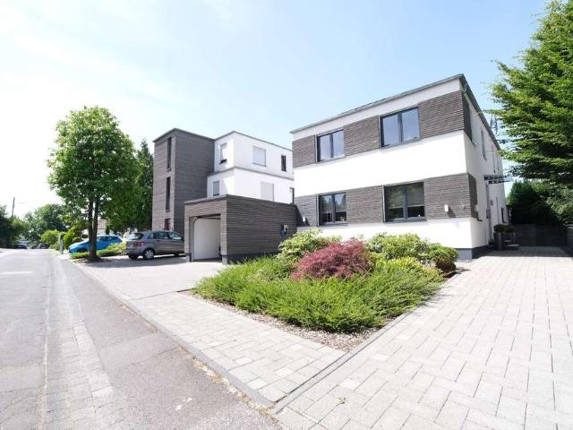 Haus kaufen in Warth, Hennef