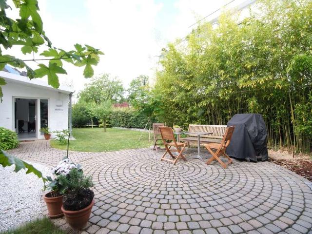Haus kaufen in Warth, Hennef