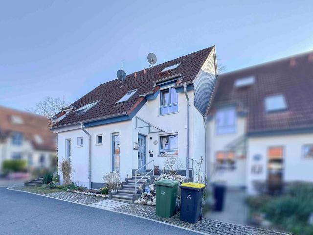 Haus kaufen in Warth, Hennef