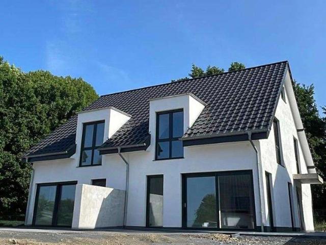 Haus kaufen in Falkendiek, Herford
