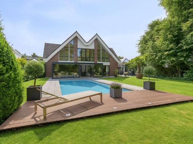 Haus kaufen in Hilden, Kalstert