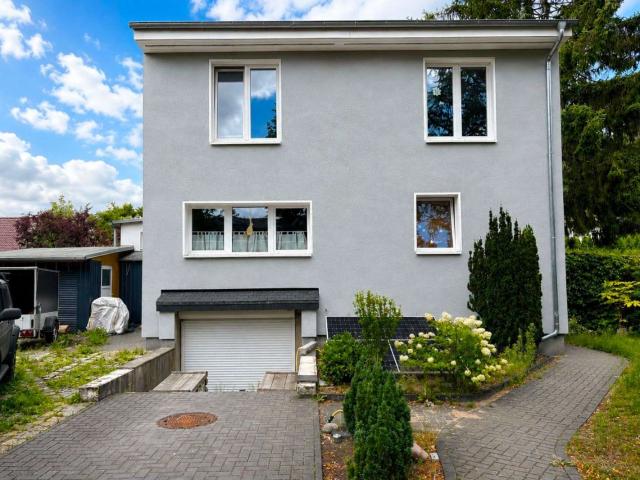 Haus kaufen in Dahlwitz-Hoppegarten, Brandenburg