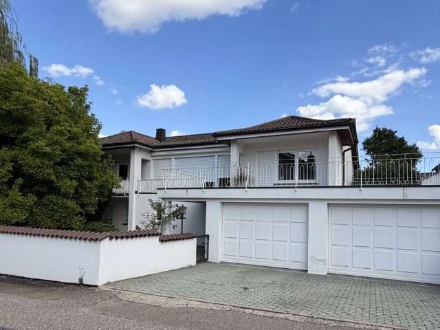 Haus kaufen in Auf dem Berg, Ispringen