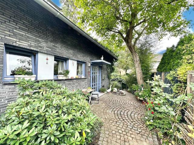 Haus kaufen in Kaarst
