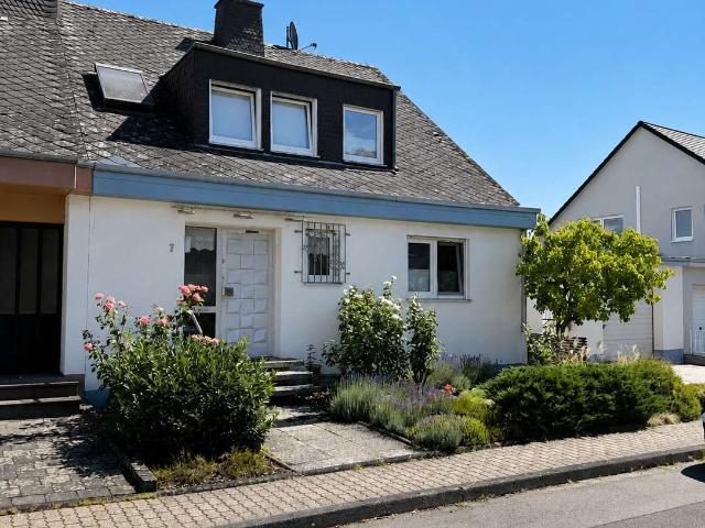 Haus kaufen in Bisholder, Koblenz