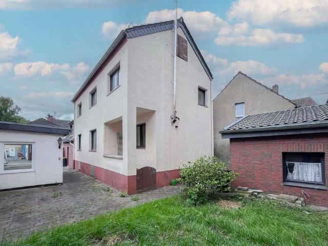 Haus kaufen in Chorweiler, Köln