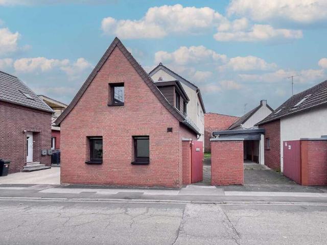 Haus kaufen in Chorweiler, Köln