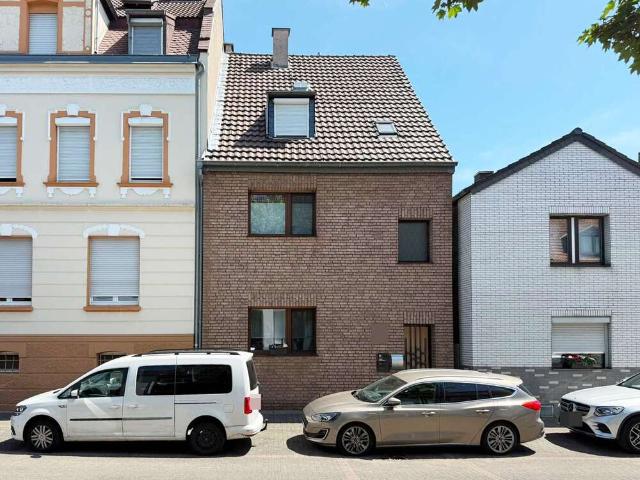 Haus kaufen in Weidenpesch, Köln