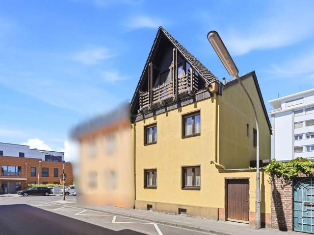 Haus kaufen in Rodenkirchen, Köln