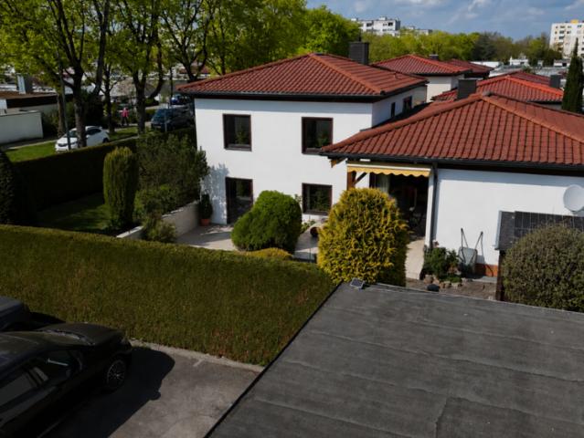Haus kaufen in Königsbrunn, Bayern