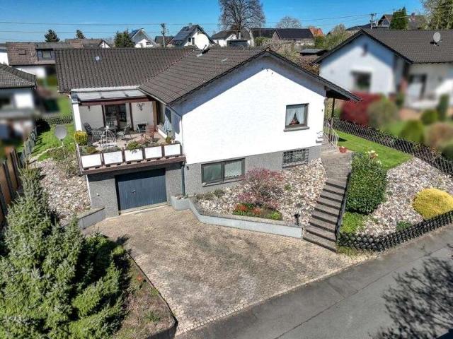 Haus kaufen in Rauschendorf, Königswinter