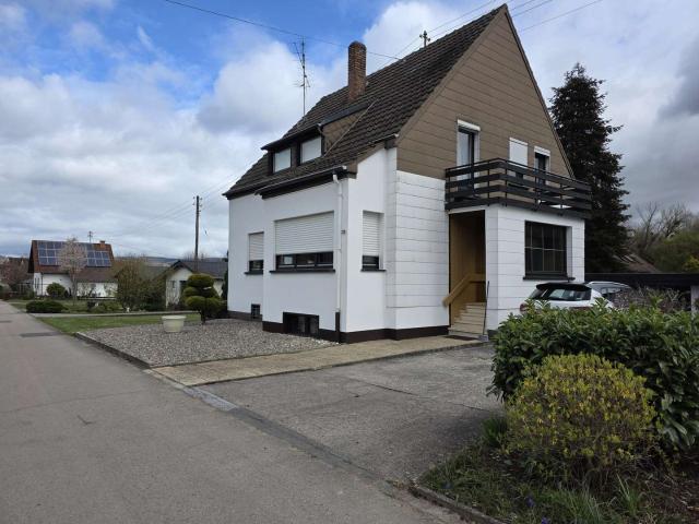 Haus kaufen in Könen, Konz