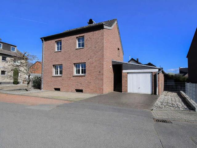 Haus kaufen in Pesch, Korschenbroich