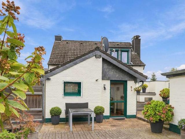 Haus kaufen in Traar, Krefeld