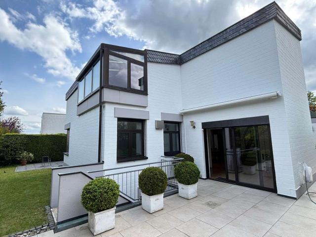 Haus kaufen in Kronberg, Hessen