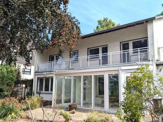 Haus kaufen in Wiesdorf, Leverkusen