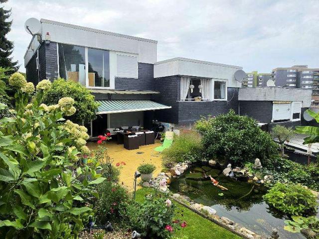 Haus kaufen in Bergisch Neukirchen, Leverkusen