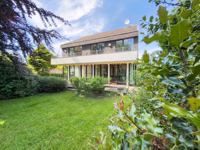 Haus kaufen in Bergisch Neukirchen, Leverkusen