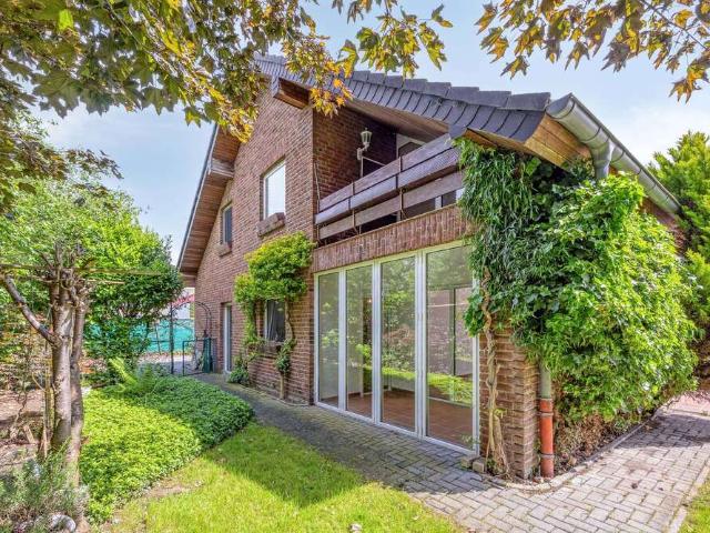 Haus kaufen in Büderich, Meerbusch