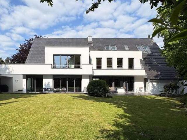 Haus kaufen in Meerbusch, Necklenbroich