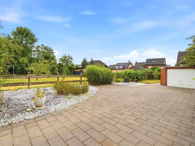 Haus kaufen in Büderich, Meerbusch