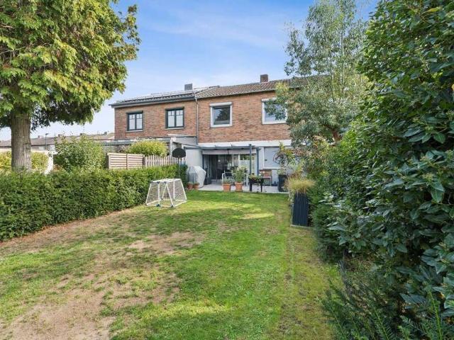 Haus kaufen in Necklenbroich, Meerbusch