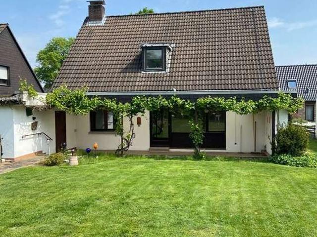 Haus kaufen in Büderich, Meerbusch