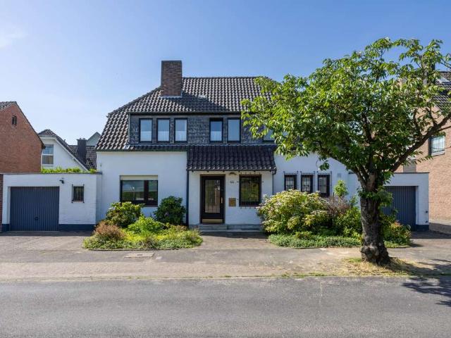 Haus kaufen in Büderich, Meerbusch