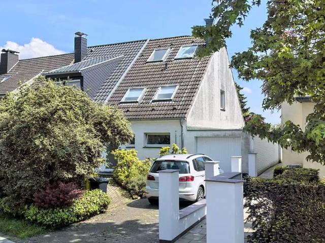 Haus kaufen in Ossum-Bösinghoven, Meerbusch