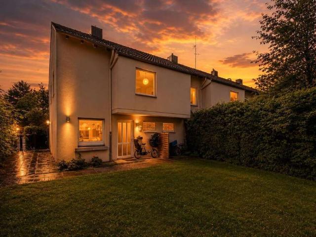 Haus kaufen in Büderich, Meerbusch