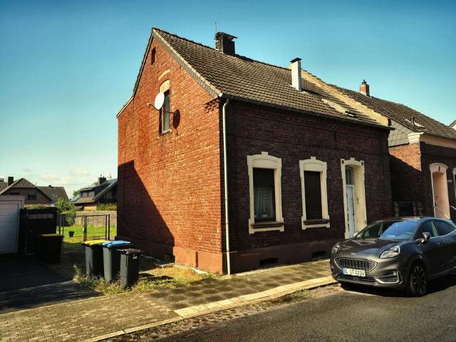 Haus kaufen in Moers, Nordrhein-Westfalen