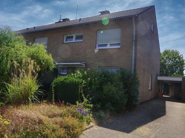 Haus kaufen in Moers, Nordrhein-Westfalen