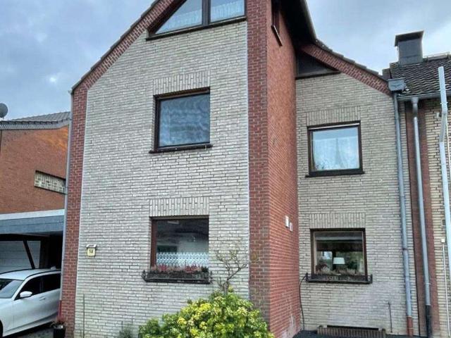 Haus kaufen in Moers, Nordrhein-Westfalen